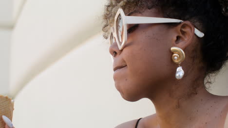 close-up view of fashionable african woman outdoors