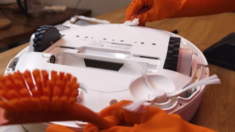cleaning and maintaining a robot vacuum cleaner