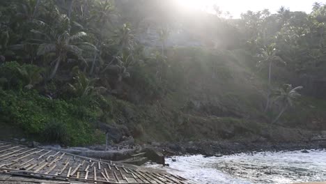 aterrizando en la isla pitcairn en un día soleado