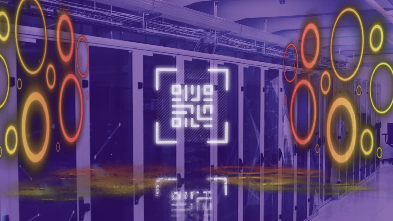 컴퓨터 서버 위에서 네온 원과 함께  ⁇ 박이는 qr 코드의 애니메이션
