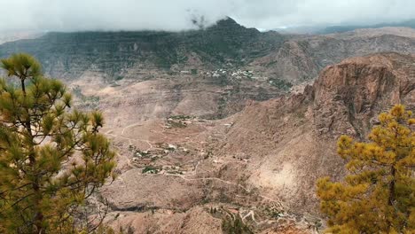 Vista-Panorámica-De-Las-Montañas-En-Gran-Canaria