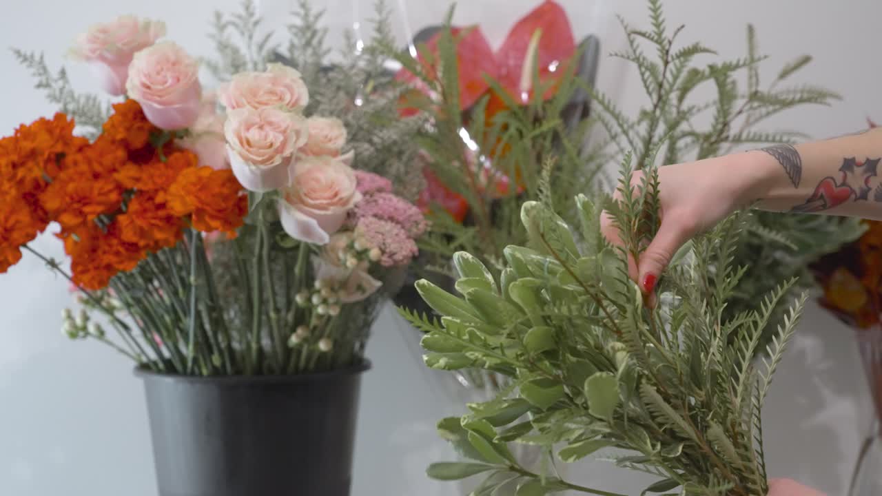 procesamiento de vegetación para arreglos florales