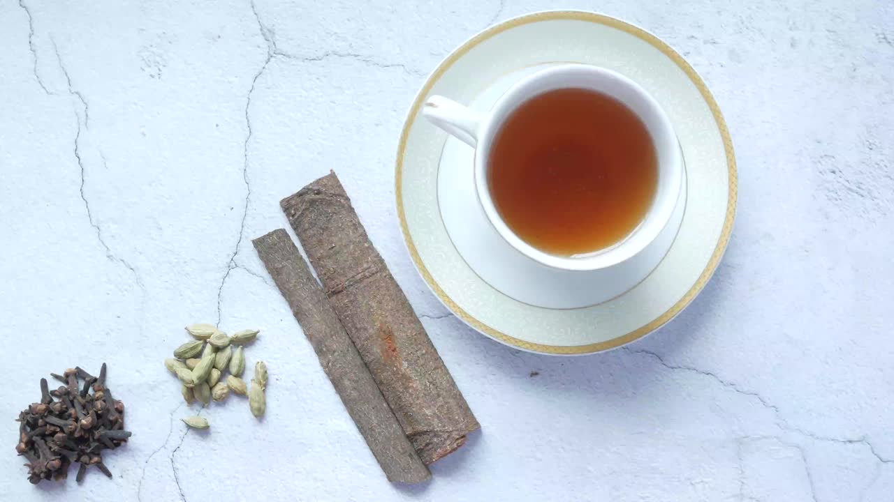 향신료 차 재료