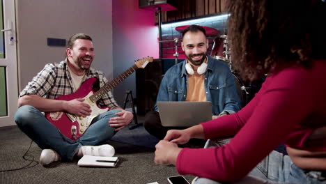 Musical-group-in-the-studio