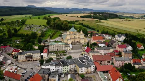 Basilica-Of-The-Visitation-In-Wambierzyce---Popular-Pilgrimage-Site-In-Lower-Silesia,-Poland