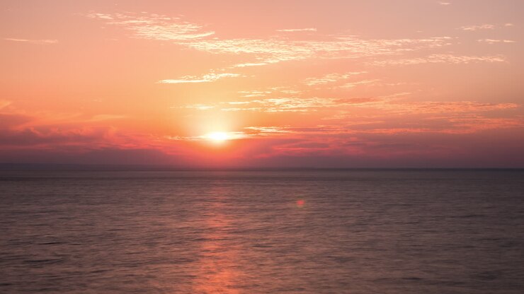 Beautiful gorgeous dramatic sunrise, sunset over the sea