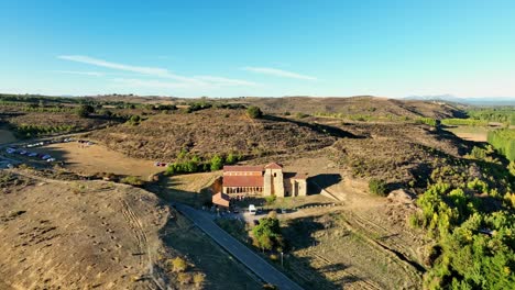 Vuelo-Cinematográfico-De-Drones-Aéreos-Sobre-El-Campo-Español