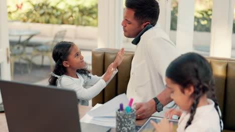 Multitask,-phone-call-and-frustrated-dad