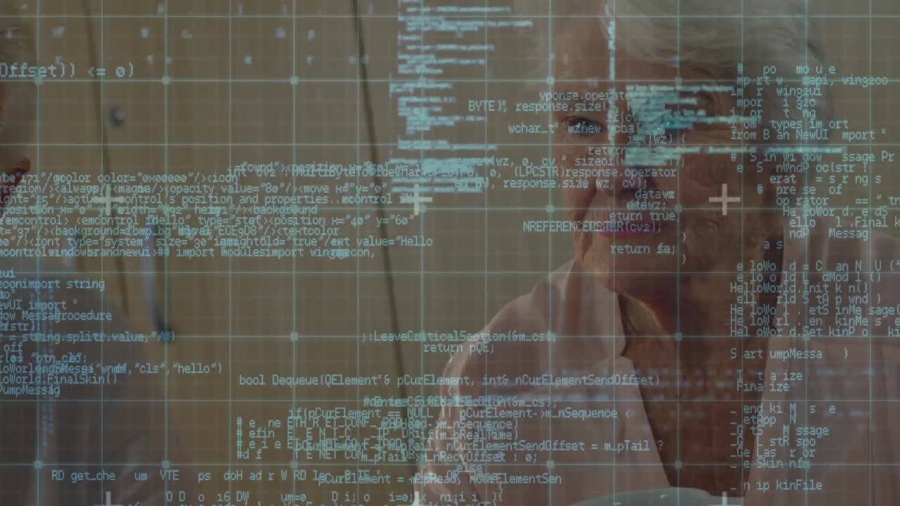 animación del procesamiento de datos sobre una pareja caucásica mayor hablando.