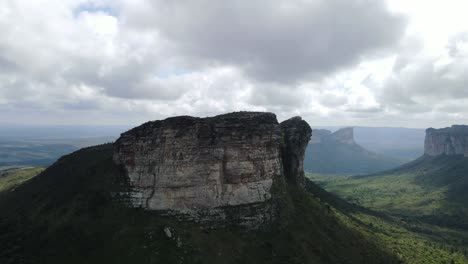 Aerial-view-of-Morro-do-Pai-Inacio,-Chapada-Diamantina-National-Park-in-Brazil