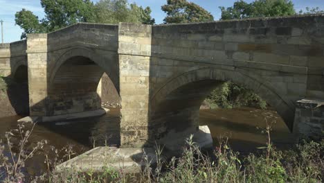 Newsham-Brücke-über-Den-Fluss-Roggen