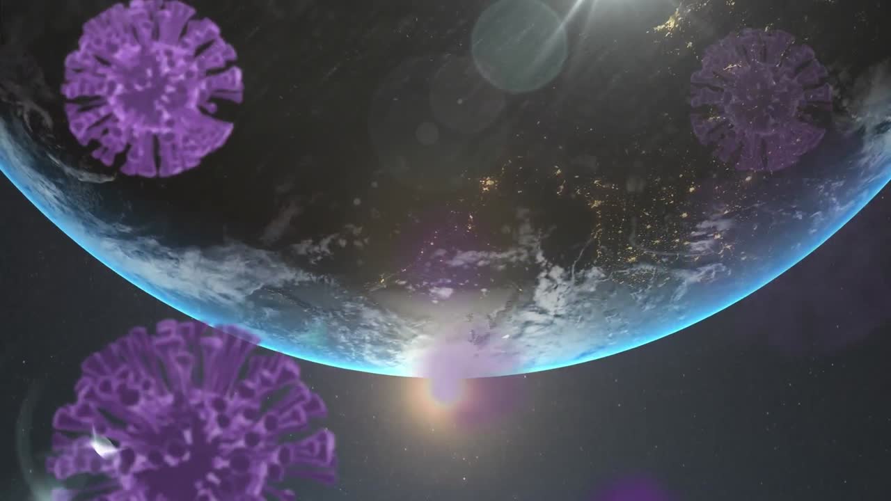 múltiples células de covid-19 púrpura flotando sobre el globo giratorio contra un fondo negro
