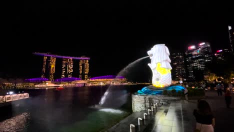 merlion park with light painting at the city