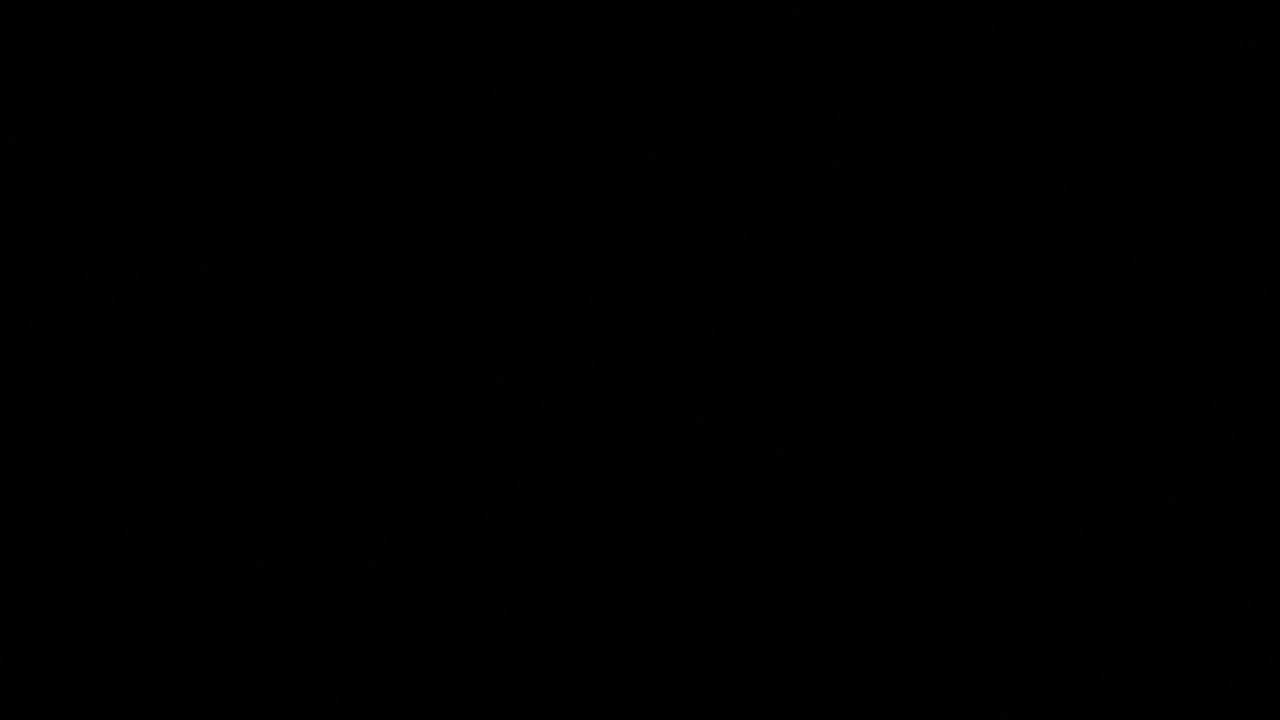 модель в студии