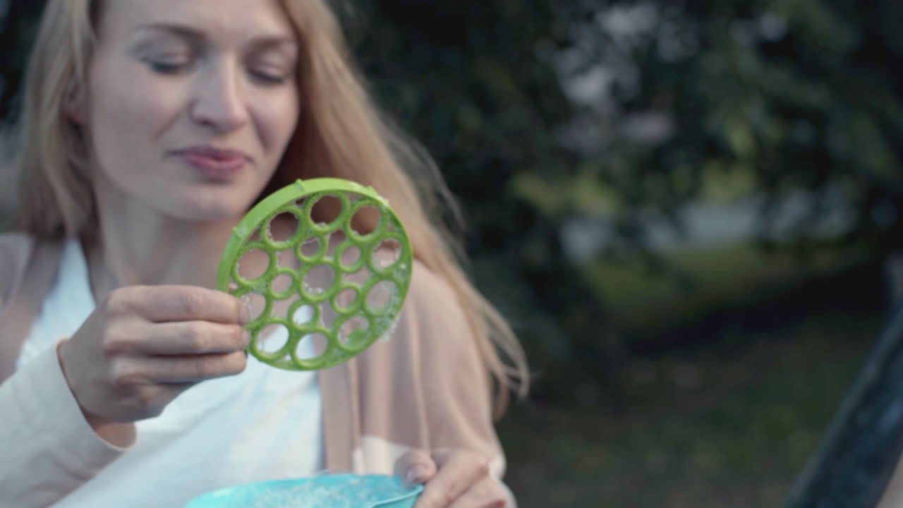 amigos disfrutando del tiempo juntos al aire libre