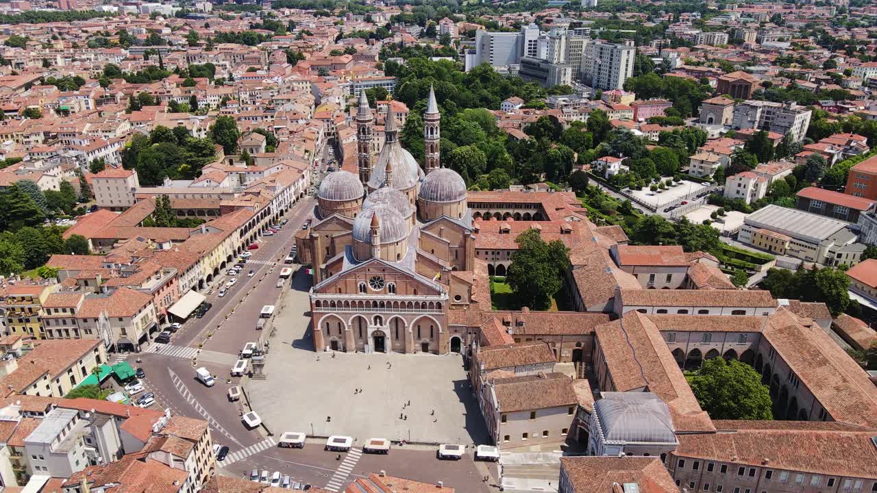 Iconic church dome ensemble anchors Italy’s sacred skyline in sunny Padua
