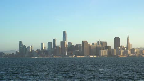 vista del horizonte de san francisco desde la isla del tesoro