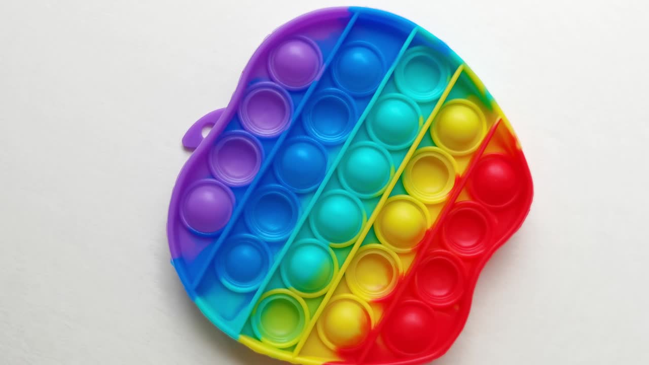 새로운 아기 장난감, 손가락 놀이, 재미있는 색, 화려한 게임,  테이블, 무지개, 사과 모양