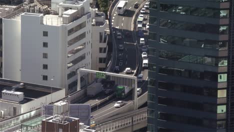 Verkehr-Auf-Der-Autobahn-In-Tokio