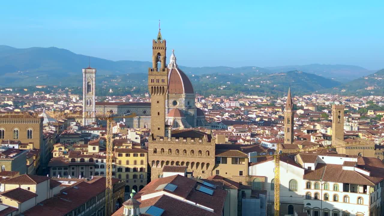놀라운 공중  ⁇ 보기 비행 대성당 중세 도시 피렌체 토스카니 이탈리아