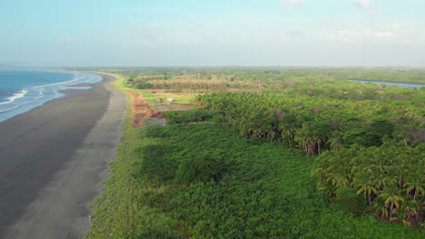 Luftaufnahme-Der-Wunderschönen-Küstenlandschaft-Auf-Der-Insel-Canas