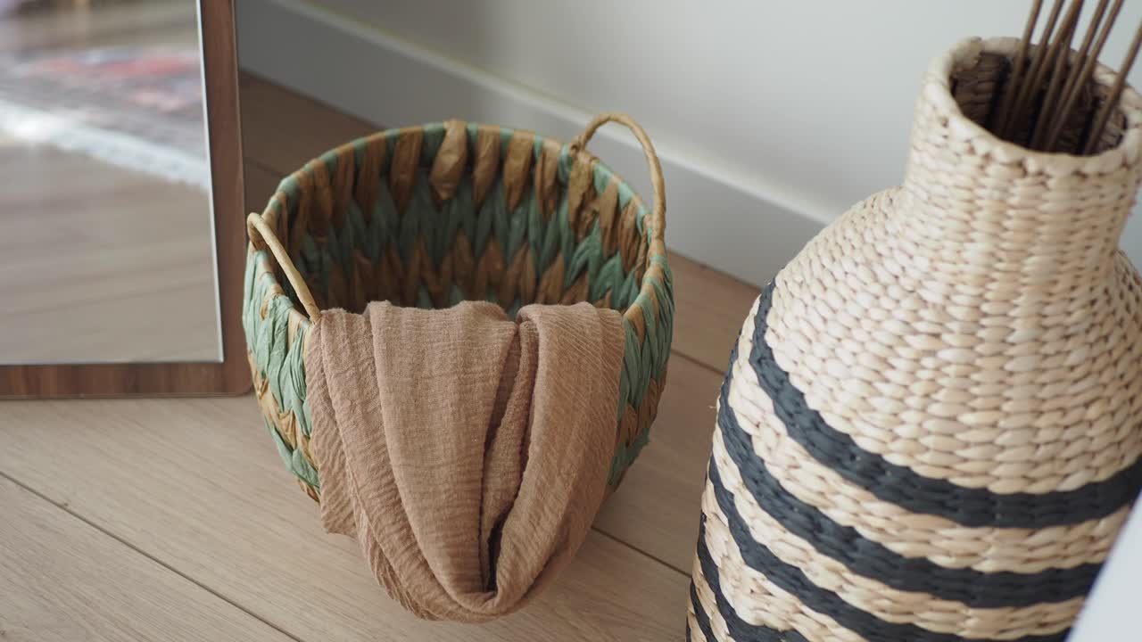 Stylish Woven Baskets and Vase Decor