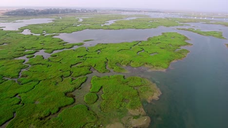 英國利明頓的海上米爾福德的基海文湖空中景色