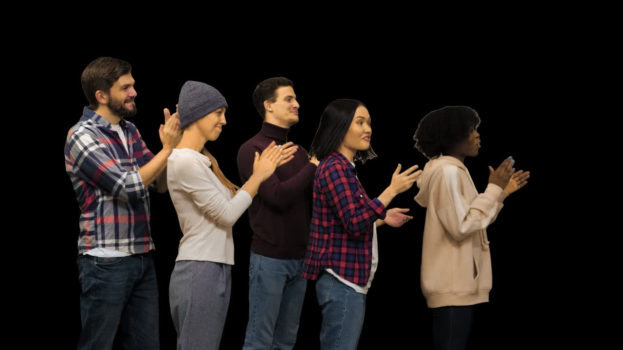 행복한 젊은이들이 손을 치고,