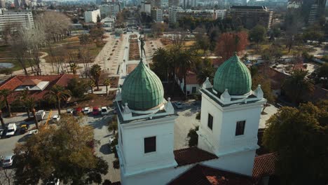 Church-Of-San-Vicente-De-Ferrer-De-Los-Dominicos-In-Las-Condes,-Region-Metropolitan,-Santiago-City,-Chile---Aerial-Drone-Shot