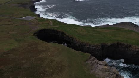 Cliff-Walk-Kilkee,-Ireland