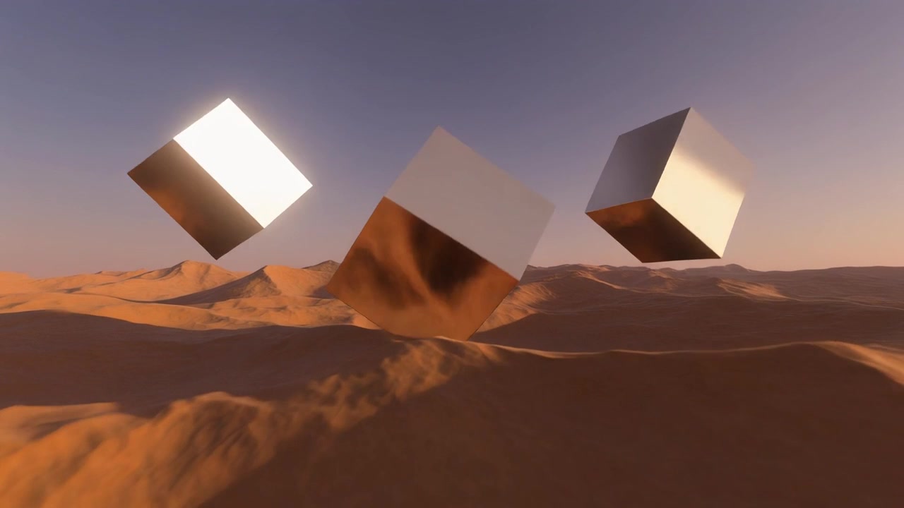 Tre cubi metallici che fluttuano sopra un paesaggio desertico al tramonto