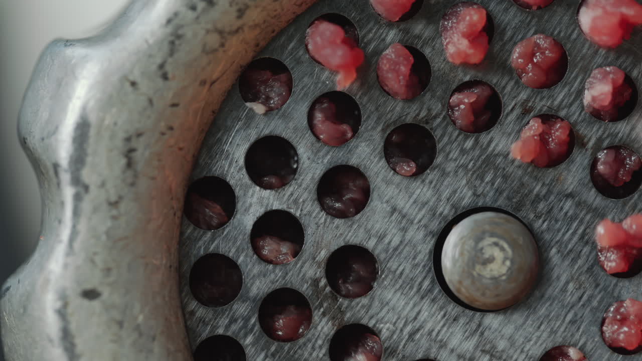 고기 밀기에서 나오는 고기