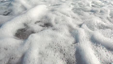 olas del mar en la playa