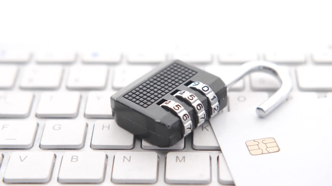 Security and Payment on a Computer Keyboard