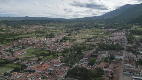 Drone-Shot-of-Villa-de-Leyva,-Colombia