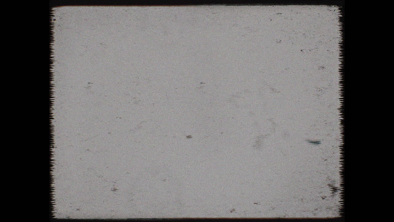 Real 35mm 4x3 film frame overlay - heavy distortion