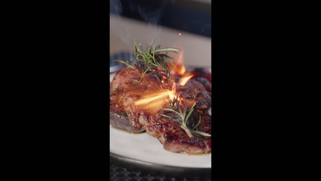 bistec a la parrilla con romero