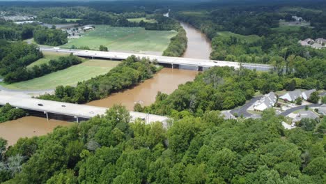 bridges on i-40 that go over the yadkin river