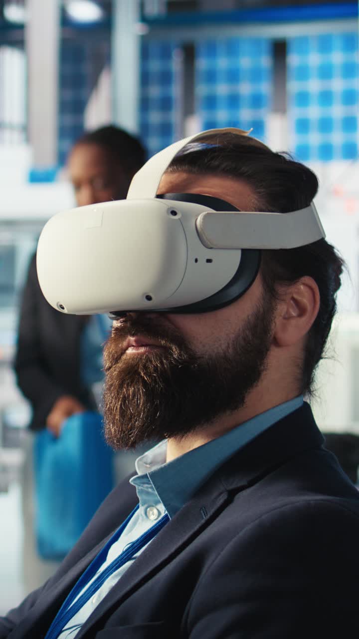 Vertical Video Photovoltaics Engineer Using Vr Tech Researching Cheaper Solar Solutions