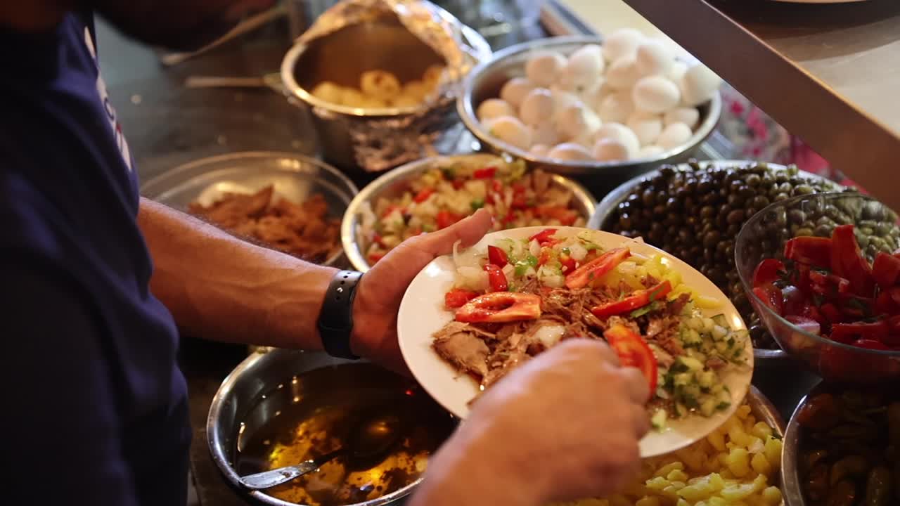 튀니지 요리의 전통 요리