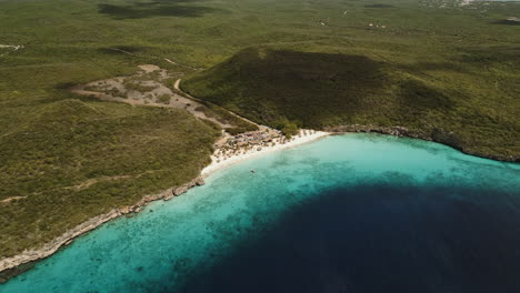 disparo de drones en la playa caribeña de kenepa en curacao disparo legal a gran altitud