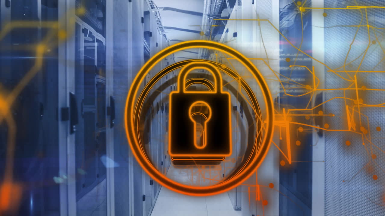 animación del icono del candado y procesamiento de datos en la sala del servidor.