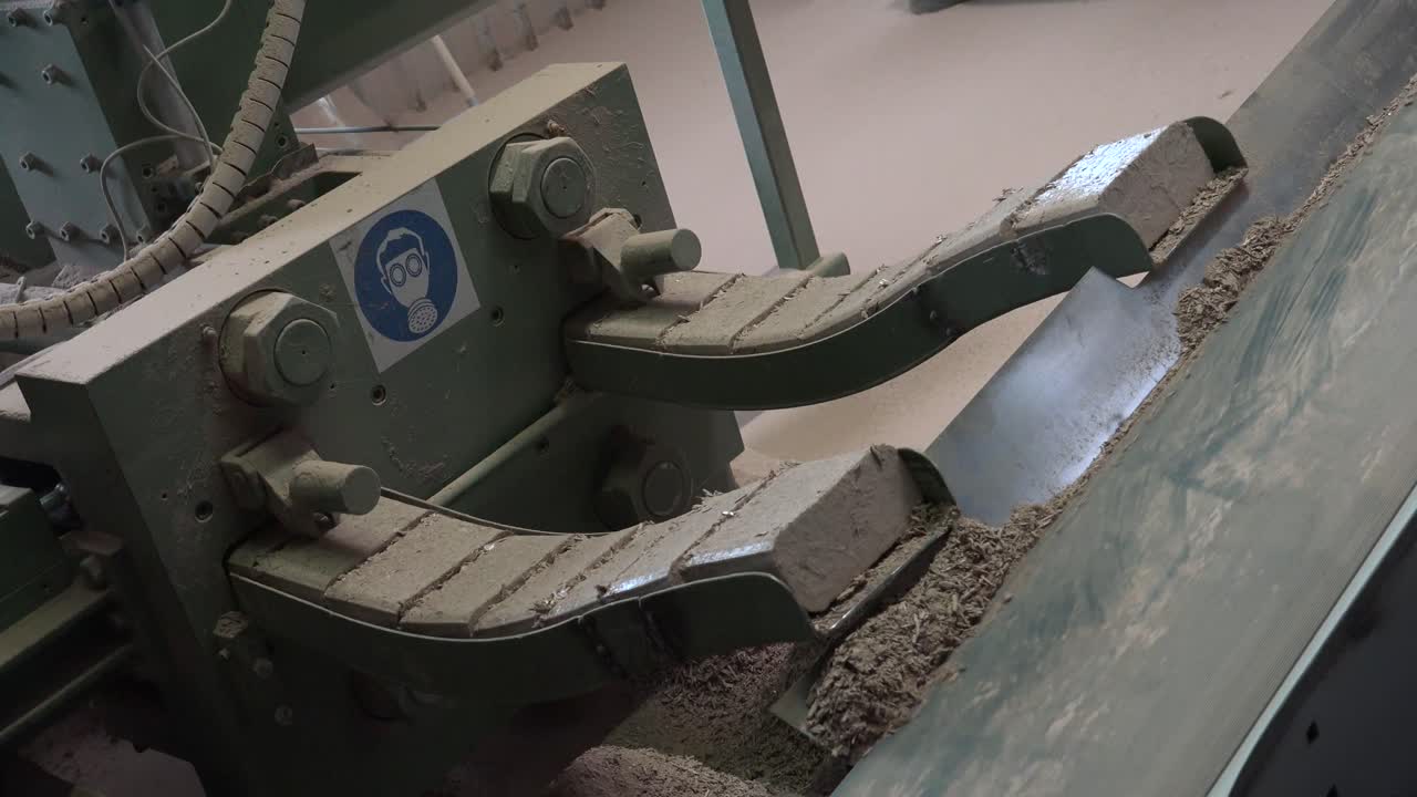 바이오매스 연탄은 석탄과 숯을 대체하는 바이오 연료입니다.