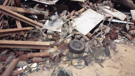 pile of rusty scrap metal