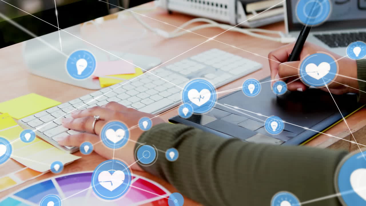 키보드에서 타이핑하고 태블릿을 사용하는 사람, 책상 위에 건강 아이콘 애니메이션을 가진 사람