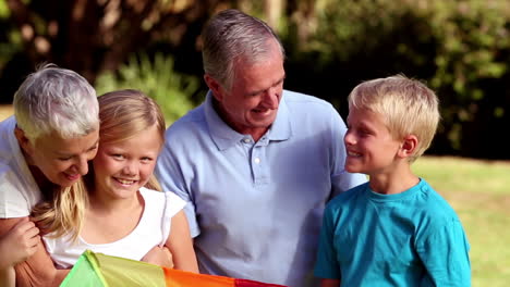 Enkelkinder-Rennen-Zu-Ihren-Großeltern