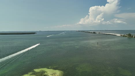 Bootsfahrer-In-Der-Nähe-Von-Tampa-Und-St.-Petersburg,-Florida