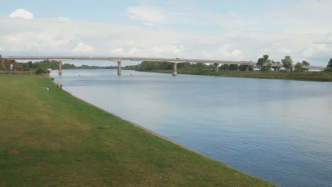 Brücke-über-Den-Fluss-Atmata-Zur-Insel-Rusne-In-Litauen