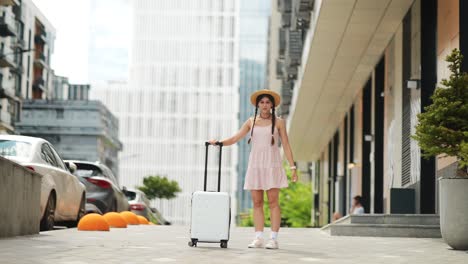 woman traveling in the city