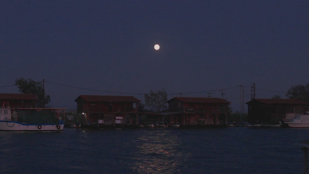 밤 어부와 홍합 위에 보름달